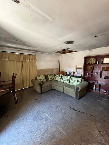 Vendo Amplio Terreno En Una Esquina, Con Casa, La Granja
