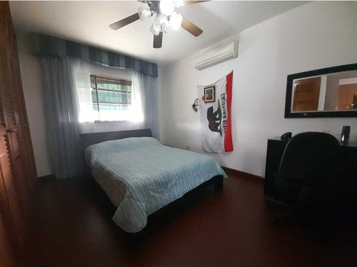 Vendo Casa 350m2 El Marqués 6479