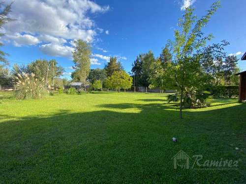 Quinta 4 Ambientes En Venta - Francisco Alvarez, Moreno