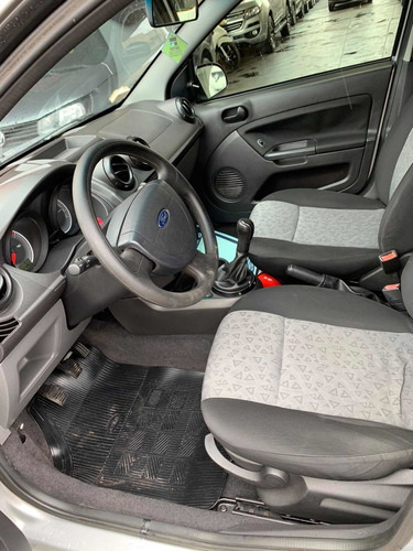 Imagem 9 de 10 de Ford Fiesta 2012 1.6 Se 5p