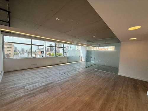 Alquiler Oficina 75m2 Piso Alto - C 2 Divisiones De Blindex Open Space.