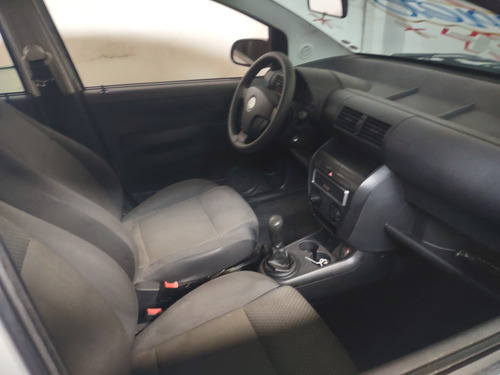 Volkswagen Fox 1.0 Vht Plus Total Flex 5p