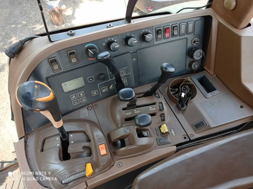 John Deere 7225j