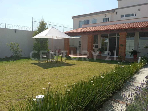 Casa En Venta - Metepec, Atlixco