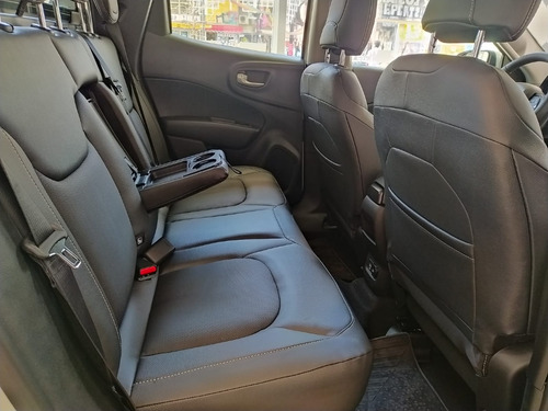 Fiat Toro 1.8 170 E-torq Evo Freedom At6