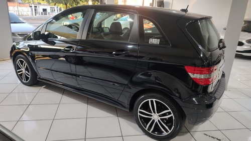 Imagem 5 de 14 de Mercedes Benz Classe B180 Aut 1.7 2011 Completa