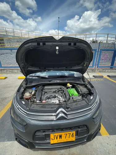 Citroën C4 Cactus 1.6 Shine Turbo Aut