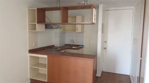 Imagen 1 de 16 de Departamento En Arriendo De 1 Dorm. En Estación Central