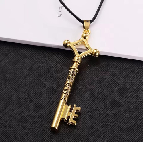 Collar Llave De Eren Jaeger Atrack Titans Shingeki Dorado