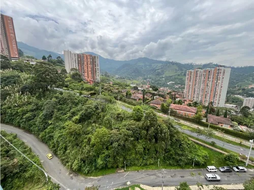 Apartamento Sabaneta-las Lomitas 101 Mt2- 3 Alcobas-unidad Completa