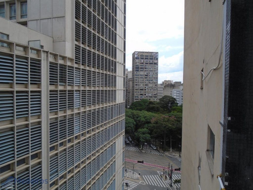 Imagem 11 de 13 de Kit No Melhor Local Do Centro Ao Lado Metrô República E Terminal Ônibus, Rua Major Quedinho- Centro. - Md827
