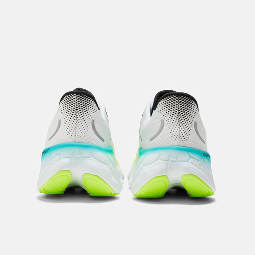Tênis New Balance Masculino Corrida More V4