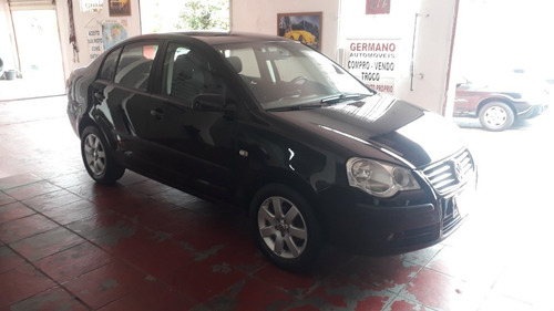 Volkswagen Polo Sedan 2008 1.6 Total Flex 4p