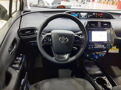 Toyota Prius 2021