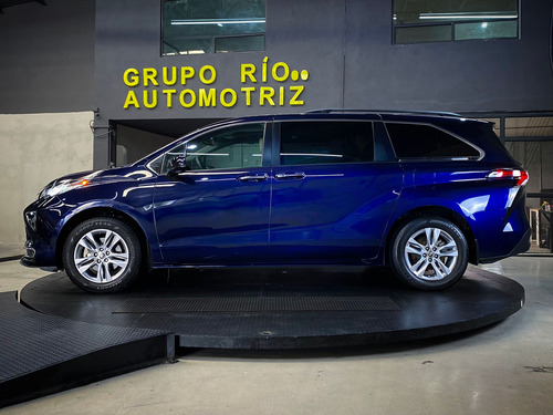 Toyota Sienna 2.5 Xle Piel Hibrido At
