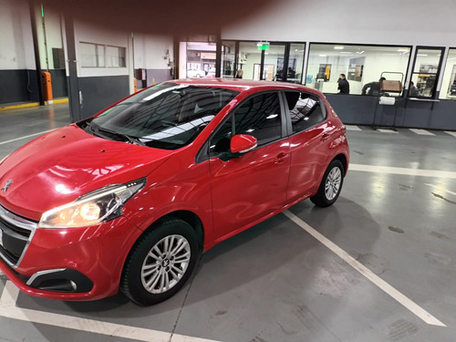Peugeot 208 1.6 Allure