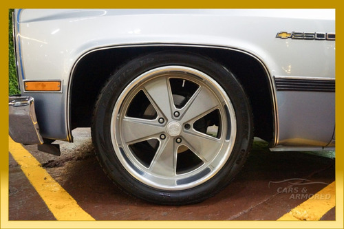 Chevrolet Cheyenne