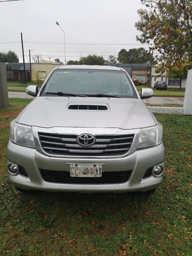 Toyota Hilux 3.0 Cd Srv Cuero 171cv 4x4 5at 2014