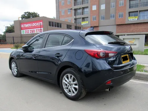 Mazda 3 2.0 Touring