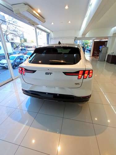 Ford Mustang Mach-e