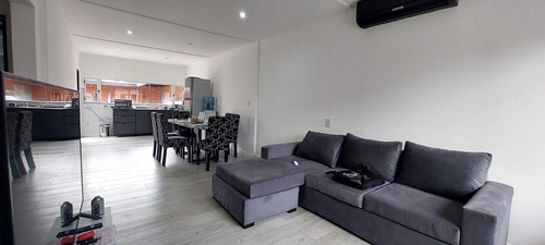 Venta Casa 3 Amb En Morón