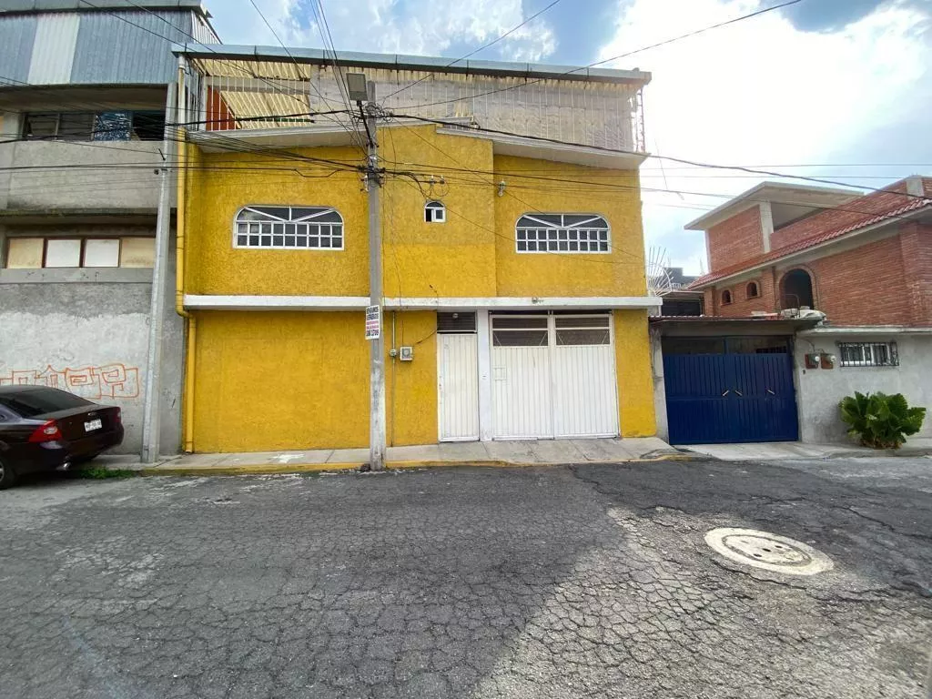 Edificio Con Departamentos En Atizapan De Zaragoza