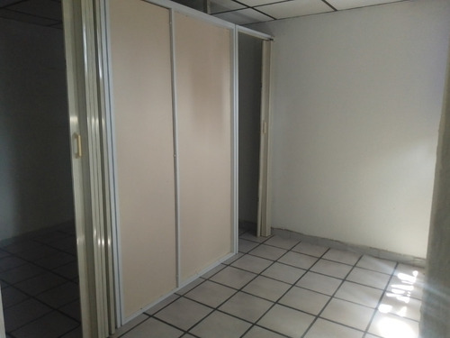 Imagen 12 de 14 de Consultorio Medico En C.c Intannos Center Lechería, Sector Las Garzas