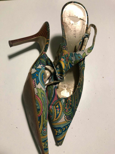 Zapatos Stillettos Sin Talón Con Tira. Estampado Tela. Nine