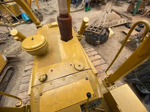 Bulldozer Caterpillar D6d Mod 1980