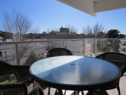 Imagen 14 de 30 de Los Capellanes - Pinamar - 4 Ambientes - 2 Baños - 2 Cocheras