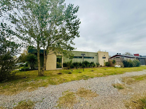 Casa 4 Ambientes En Venta En Barrio Cerrado Lomas De Petion Cañuelas!!!