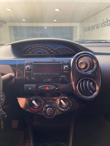 Toyota Etios 1.5 Sedan Xs