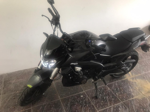 Bajaj Dominar