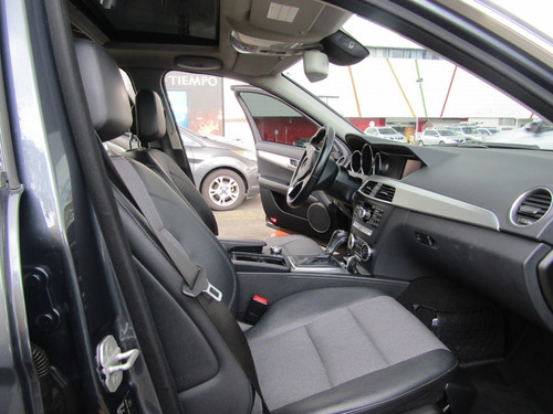 Imagen 11 de 15 de Mercedes Benz