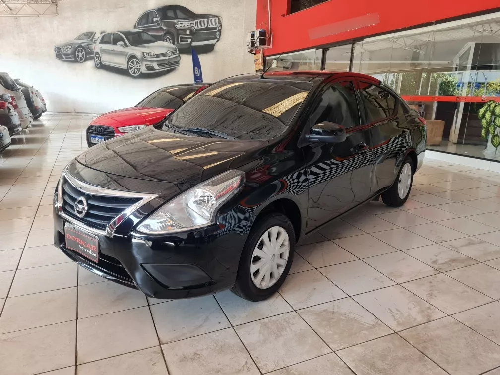 Nissan Versa 1.0 12v Conforto 4p