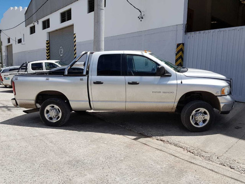 Dodge Ram 5.9 2500 I D/cab 4x4 2004