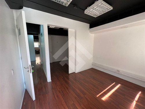 Imagen 20 de 26 de Oficina En Arriendo Providencia Metro Pedro De Valdivia