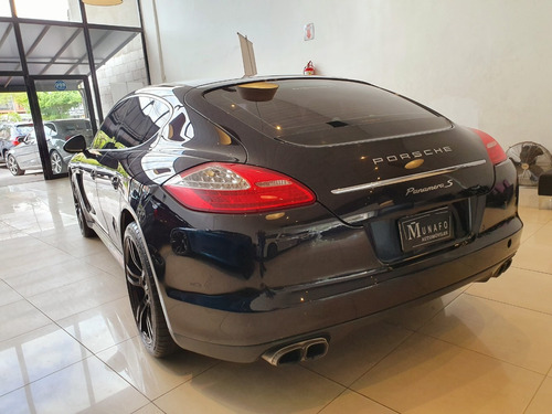 Porsche Panamera 4.8 S 2010