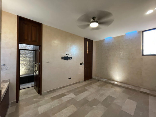 Casa En Venta Merida, Temozon Norte En Privada, Mod. Aurora, Entrega Inmediata.