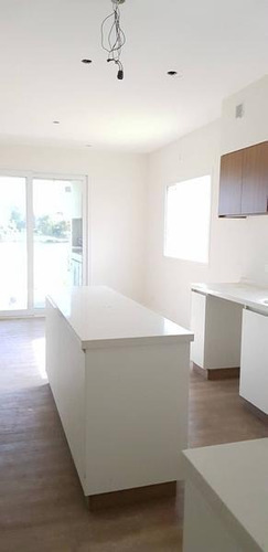 Imagen 5 de 30 de Excelente Casa A La Laguna En Complejo Villa Nueva - San Francisco