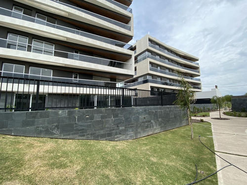 Jardín Claret Summun - 2 Dorm - Tipología Grande - Complejo De Categoría Con Amenities