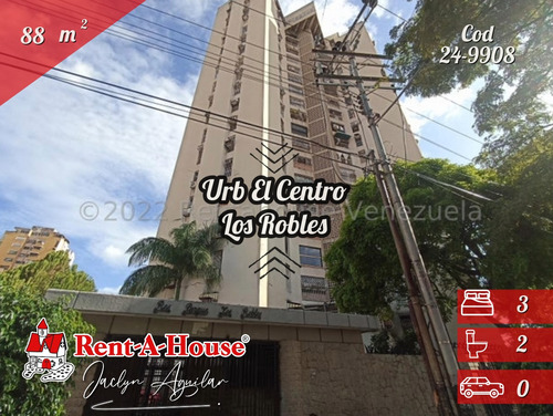 Apartamento En Venta Urb El Centro Res Los Robles 24-9908 Jja