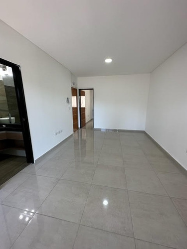 Venta - Hermoso Depto 2 Ambientes A Estrenar Con Cochera