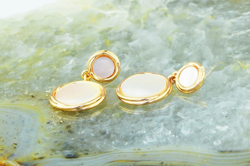Imagen 4 de 8 de Aretes Pendientes Broqueles Oro 18k Mama Regalo Fino Dama