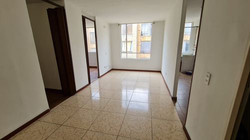 Venta Apartamento En Portal De Molinos, Rafael Uribe