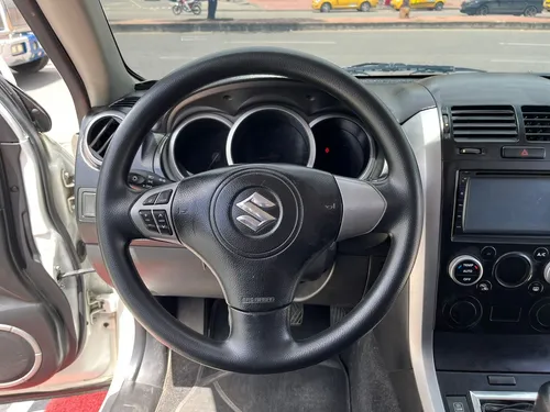 Suzuki Grand Vitara SZ 2.4 MT 4X2