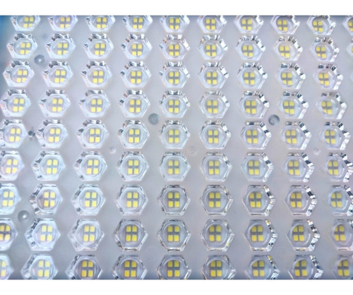 Imagen 3 de 6 de Lampara (reflector) Solar Led 300w De Poder C/panel Solar