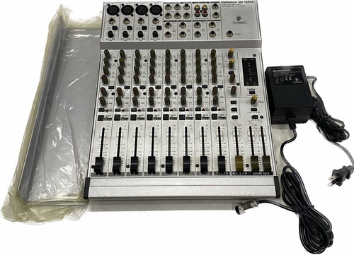 Behringer Eurorack Mx1604a Mixer Mesa Novo Mostruario 110v