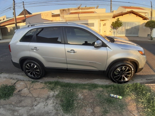 Kia Sorento 2.4 Ex 5l 4x2 Aut. 5p 2013