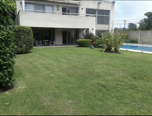 Quinta Con Piscina, Parque Y Garage 3 Autos